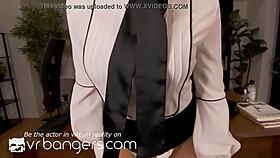 Vr bangers end the day with intense squirting and cunilingus scenes.