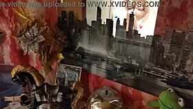 watch my teen gf get caught with her tits out?