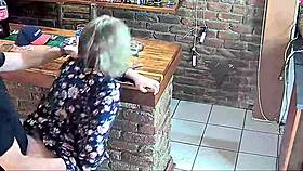 Fanged min mand i at snyde med nabos liderlige kone på skjult kamera