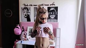 girl asked to cum in her throat very wet