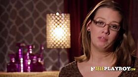 girlfriend licks pussy in wild swinger party