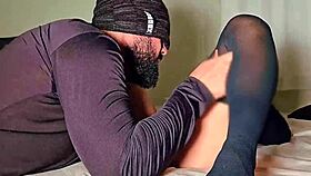 my stepsister knows how to sit nice with her wet n hairy pussy