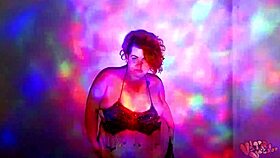 bbw goddess worship dance and oil with plump redhead