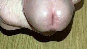 i'm jerking off my cock so hard...