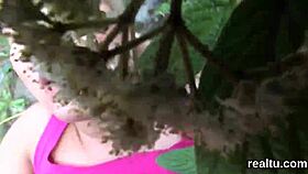 Remaja Czech 18+ digoda di pusat beli-belah & dikongkek keras POV, hisap batang sepupu anal