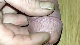 i'm jerking off my cock so hard...