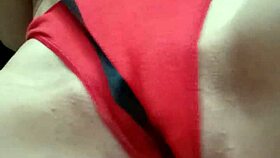 Estaba jugando con cinta y ups, something naughty slipped out down there