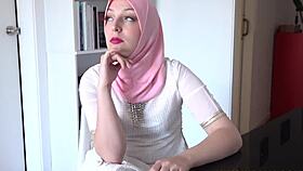 Raziya Bhabhi visits neighbor Suraj again.