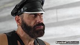 horny bear bangs otter's ass bareback