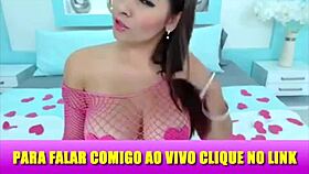 This live Asian celebrity cam show features a stunning teen performer