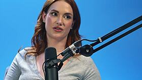 i'm siri dahl, showin how i orgasm with clit masturbation, up close!