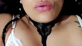 colombian housewife bluee masturbates beautifully