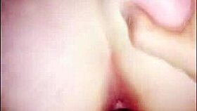 netflix and chill with new tinder date