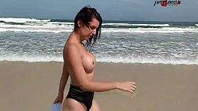 i'm walking naked on southern african beaches after that tasty sex