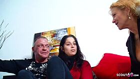 Девствена заварена дъщеря 18+ разцветена от стара германска двойка в тройка! 😍