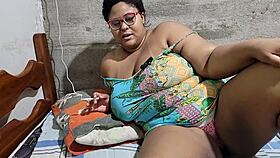 big load of cum on my stepmother's face