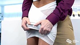 Watch this skinny American domme give an intense rimjob to a monster cock.