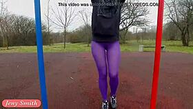 Jeny smith flashing in pantyhose?