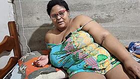 big load of cum on my stepmother's face