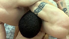 um sexo diferente com foco em prazer gay.