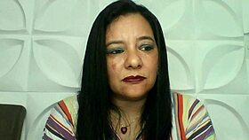 A Mae E O Filho Donzelo Shares Erotic Gay Moments