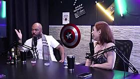 Ela se acha tímida embora transa com dois e vive pelada na internet e sobre bater siririca - tati weg