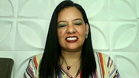 A Mae E O Filho Donzelo Shares Erotic Gay Moments