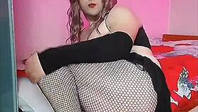 Sissy Crossdresser in Sexy Dress Shows Big Ass White Boy Charm