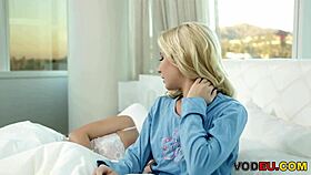 Vodeu - Lazy Morning Massage - Lola Foxx Odette Delacroix