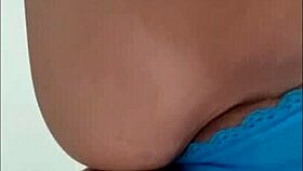 Look at my big Latina ass up close