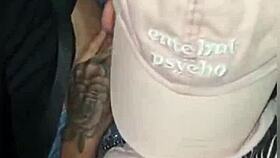 fudendo no trânsito com um gay