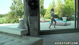 Do girls just want anal fun outdoors?