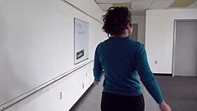 Former prom queen reunites at school for rough anal creampie