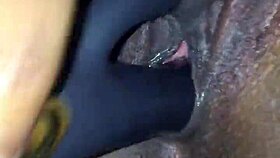 J&J make that pussy cum with the vibrator.