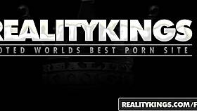 Realitykings - Mike's Apartment - Ass on Angel Licks Blonde Teen Pussy!