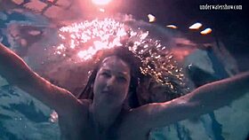 I'm Ivetta having fun in the pool, wanna watch meee?