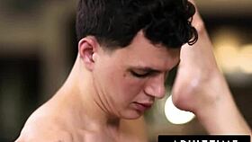 Üvey anne Rachael Cavalli beni porno izlerken yakaladığında çok yırtılmış hissettim