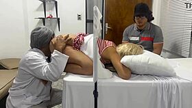 el doctor me folla mejor que mi marido, me hace venir frente a mi cornudo ntr