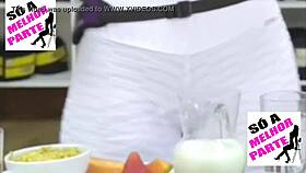 Kelly Key Gostosa Shows Big Pussy Camel Toe in Tight Leggings