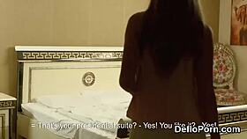 Πιστεύεις αυτή η αθώα νύμφη άνοιξε μουνί για defloration;