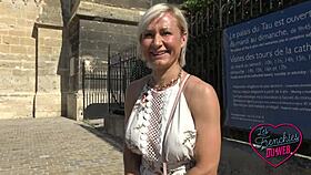 Kim milf aux gros seins obsédée par sexe anal dur