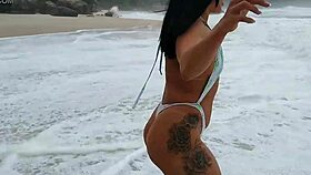 I found a tasty dick on the beach and fucked it hard! 😍