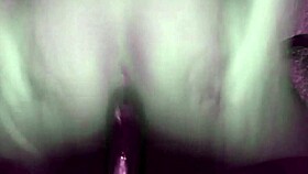 Monik masturbates as an amateur beauty