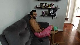 A an�zinha rabuda stars in a wild suruba with bastidores anime hentai vibes