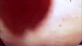 la hijastra tan apretada que el padrastro usa lubricante para penetrar