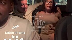 Hotwife Japonesa Safada Lina Nakamura Dando O Cuzinho Pro Uber John Coffee Em Quanto O Corno Se Delicia Gravando