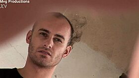 Hey, wanna see this slutty brunette take a huge anal gape in fmm action?