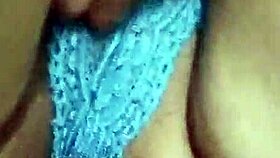 Pinguelao dominates the white girl!