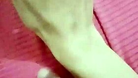 Pinguelao dominates the white girl!