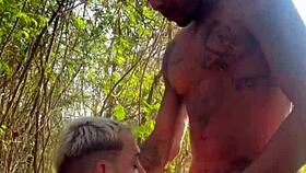 negao hetero dotado encontra novinho sedento por rola atras da escola e fode o cu dele